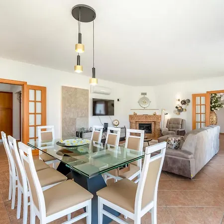 Spectacular Modern House Pool Bbq Villa *